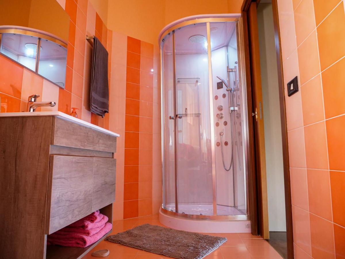Wonderful Downtown Apartment-Hd Netflix, King-Size Bed, Two Minutes' Walk From Metro Milán Exterior foto
