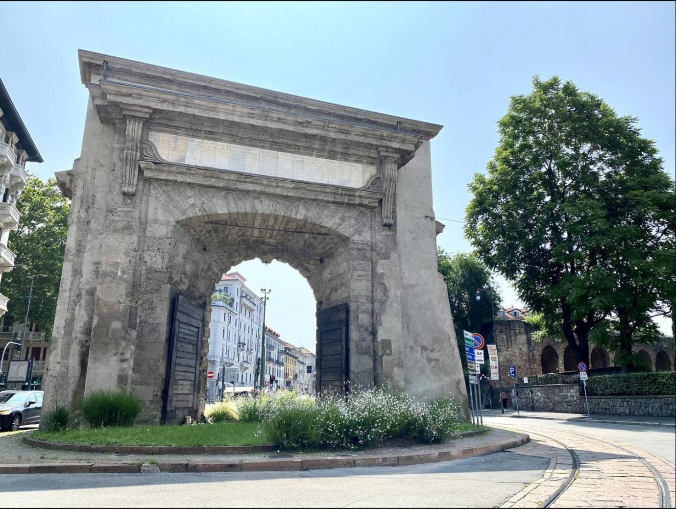 Wonderful Downtown Apartment-Hd Netflix, King-Size Bed, Two Minutes' Walk From Metro Milán Exterior foto